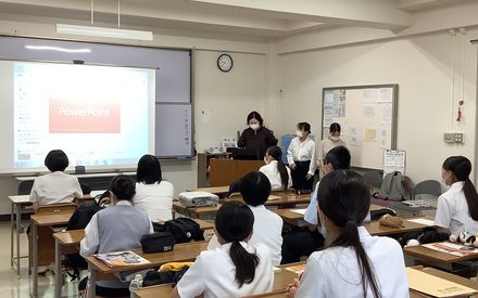 【看護科】専攻科1年　就職説明会