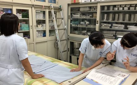 【看護科】本科1年生　校内実習